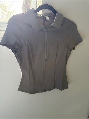 H&M Short-Sleeve Zip Front Polo Shirt - Gray